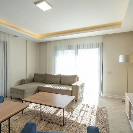 فيلة Cesme'de Genis Bahceli, Modern Villa-awz108